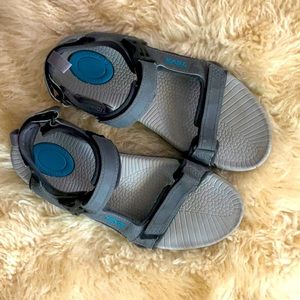 Teva Womens Hiking Sandals Size 7
